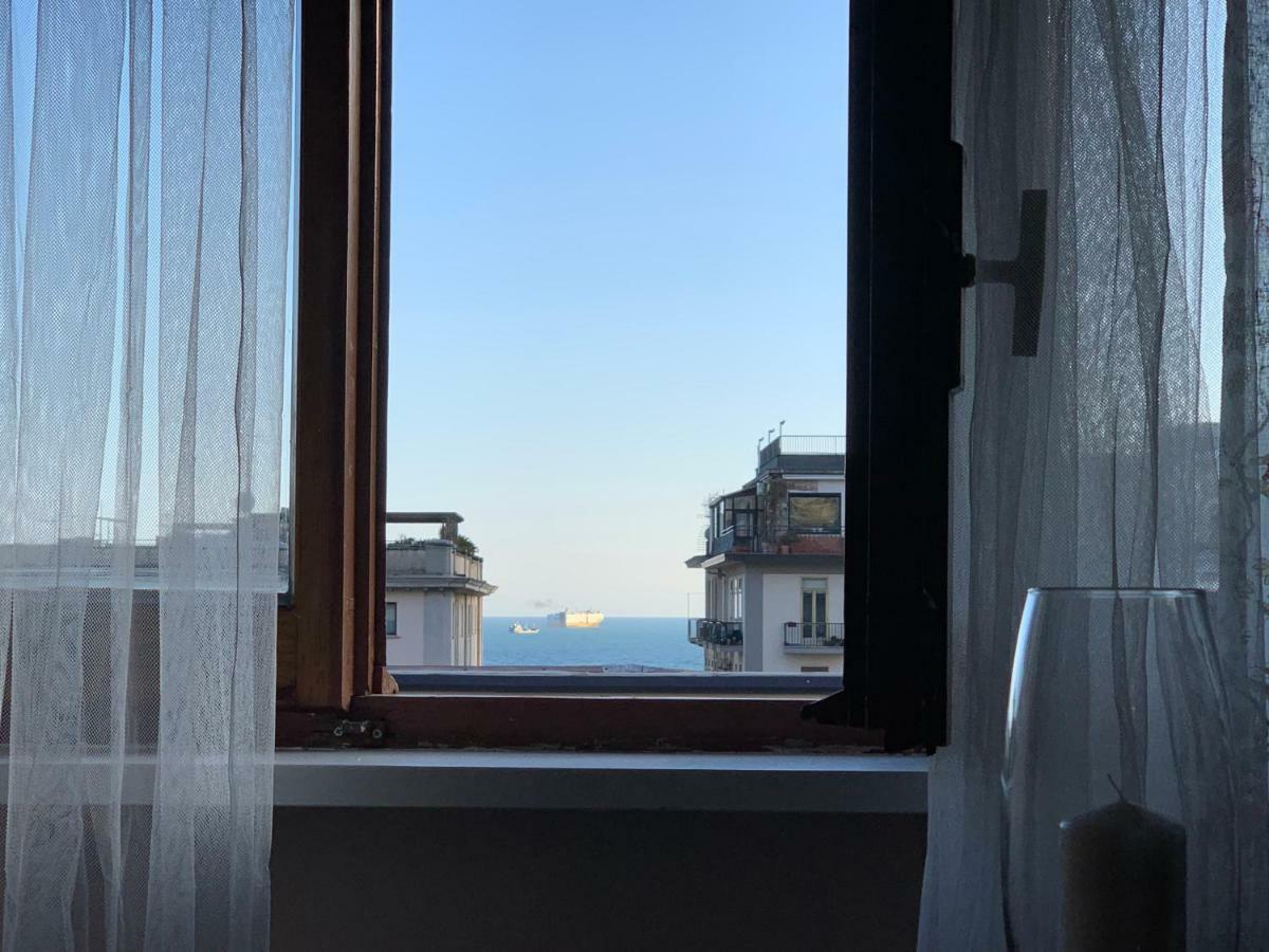 Ferienwohnung Corso Vittorio Emanuele Luxury House Salerno Exterior foto