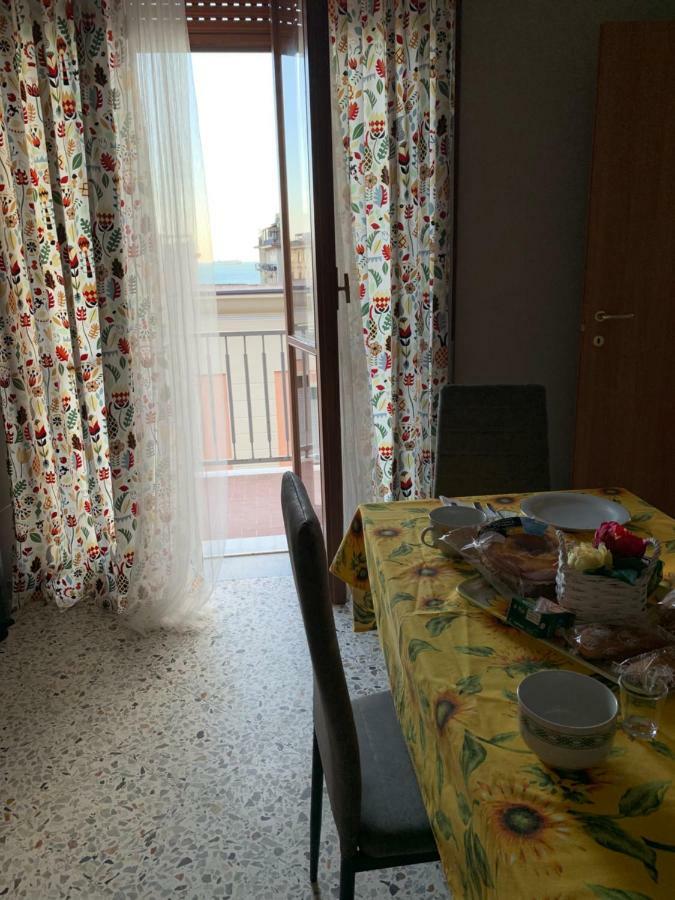 Ferienwohnung Corso Vittorio Emanuele Luxury House Salerno Exterior foto