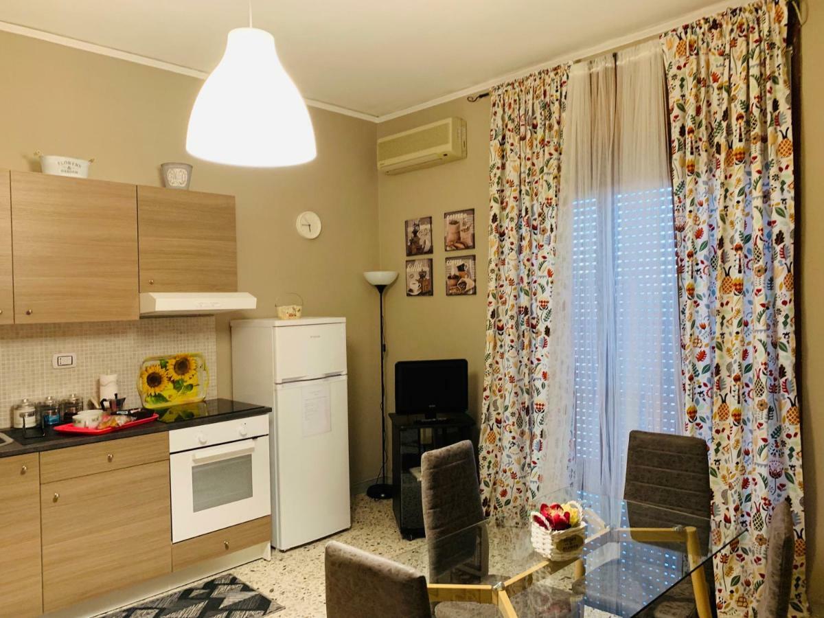 Ferienwohnung Corso Vittorio Emanuele Luxury House Salerno Exterior foto